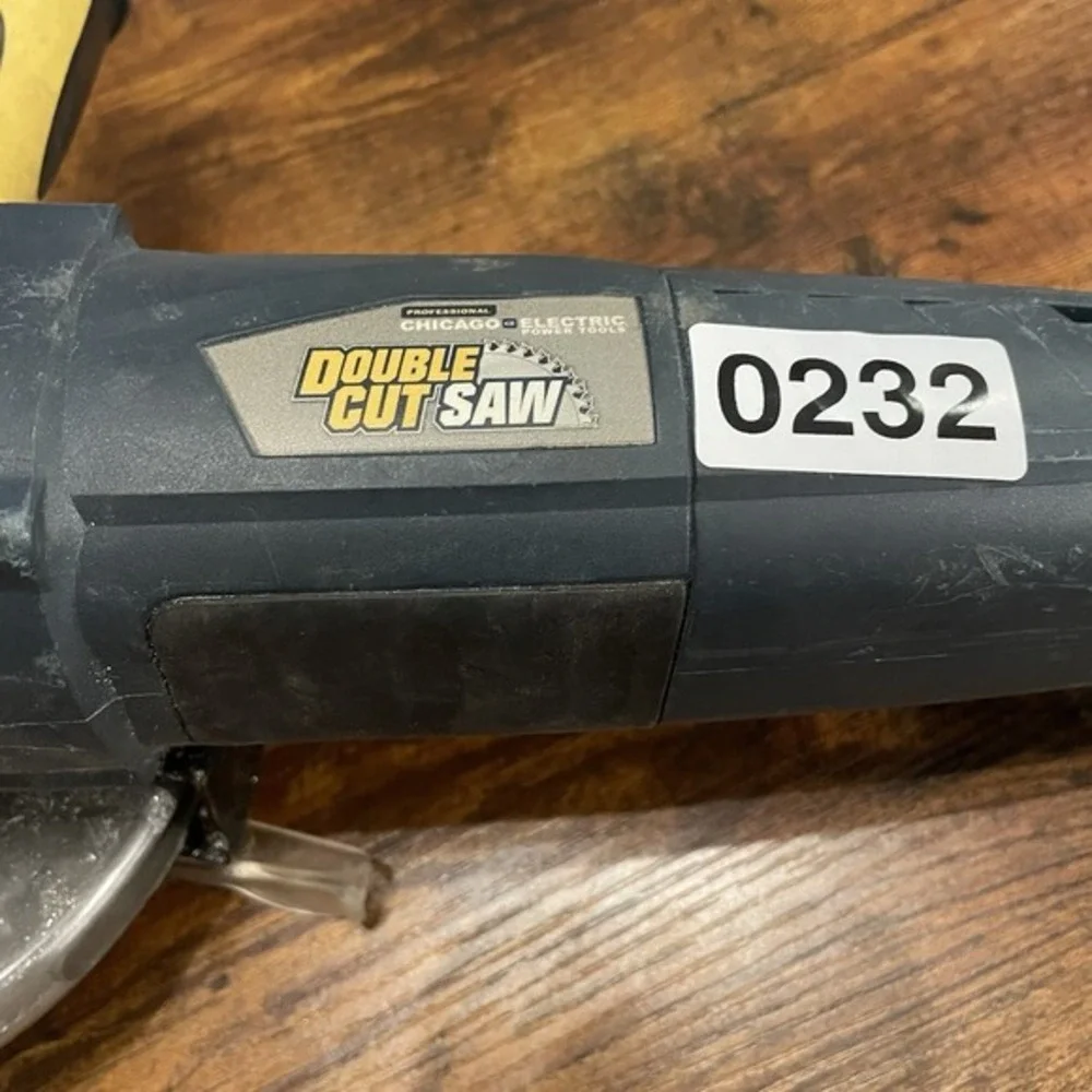 ✅ Chicago Electric Professional Double Cut Saw 5